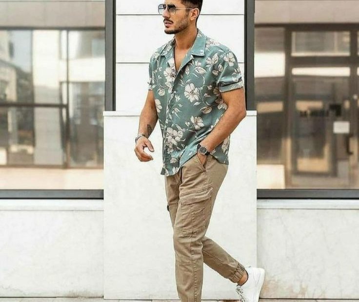 16 Super Hot Casual Outfits For Men To Look Great And Relaxed - The  Glossychic | Mens Casual Outfits, Mens Outfits, Hipster Mens Fashion