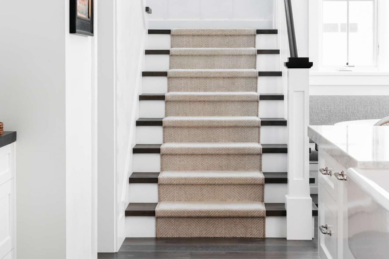 How To Pick Out A Stair Runner