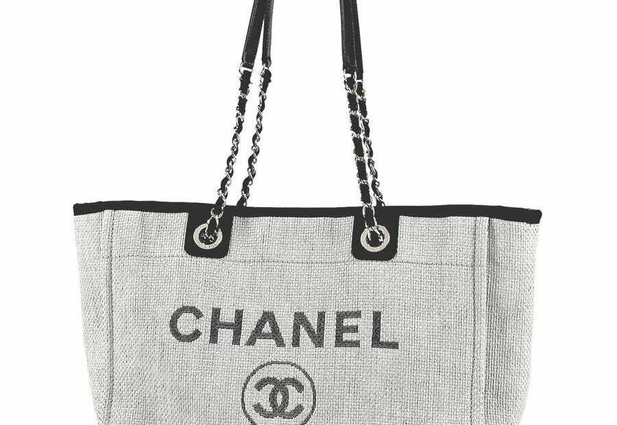 Chia Sẻ Hơn 59 Về Chanel Deauville Canvas Tote Bag - Cdgdbentre.Edu.Vn